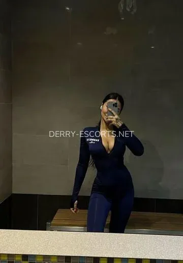 Derry escorts Caroline — 3