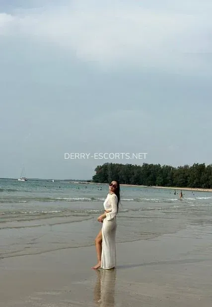 Derry escorts Sonja — 6