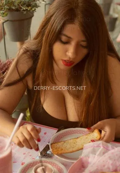 Derry escorts Maggie — 1