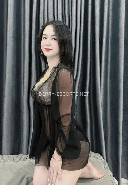 Derry escorts Karolina — 1