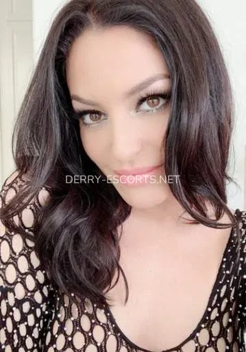 Derry escorts Margareta — 5