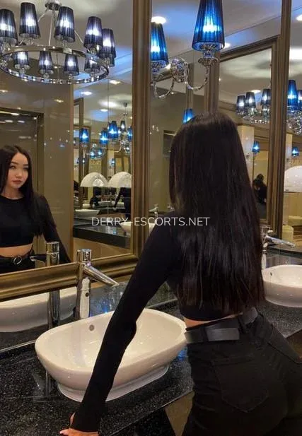 Derry escorts Jillian — 7