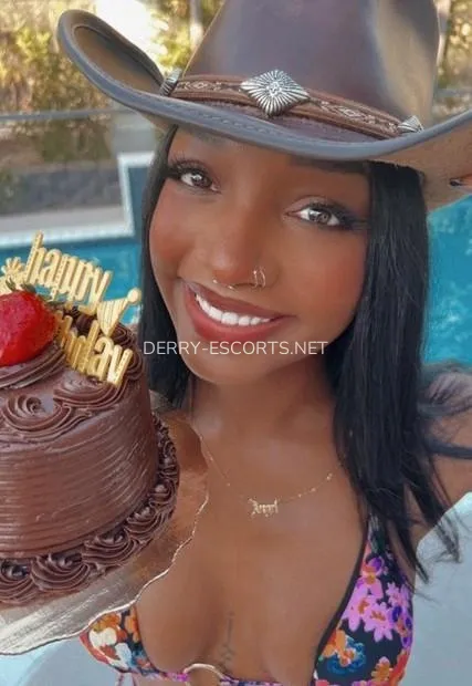 Derry escorts Amanda — 2