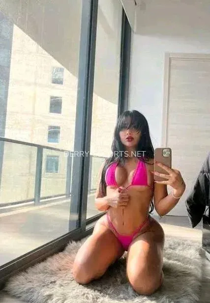 Derry escorts Therese — 8