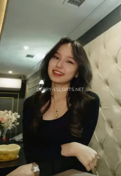 Derry escorts Jenna — 5