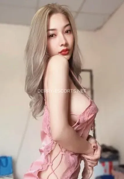 Derry escorts Cristina — 3