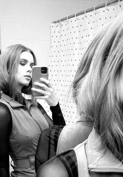 Derry escorts Danielle — 1