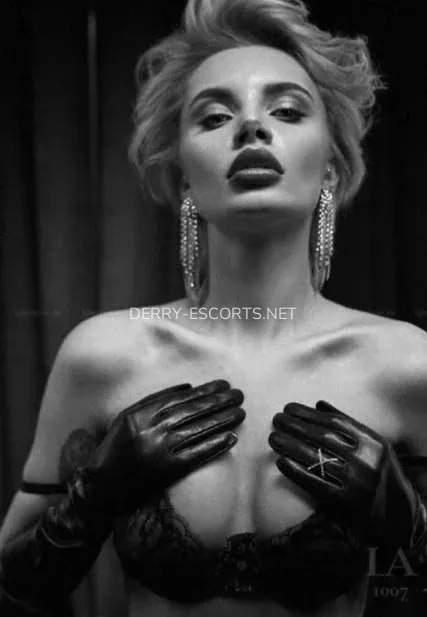 Derry escorts Lauren — 3